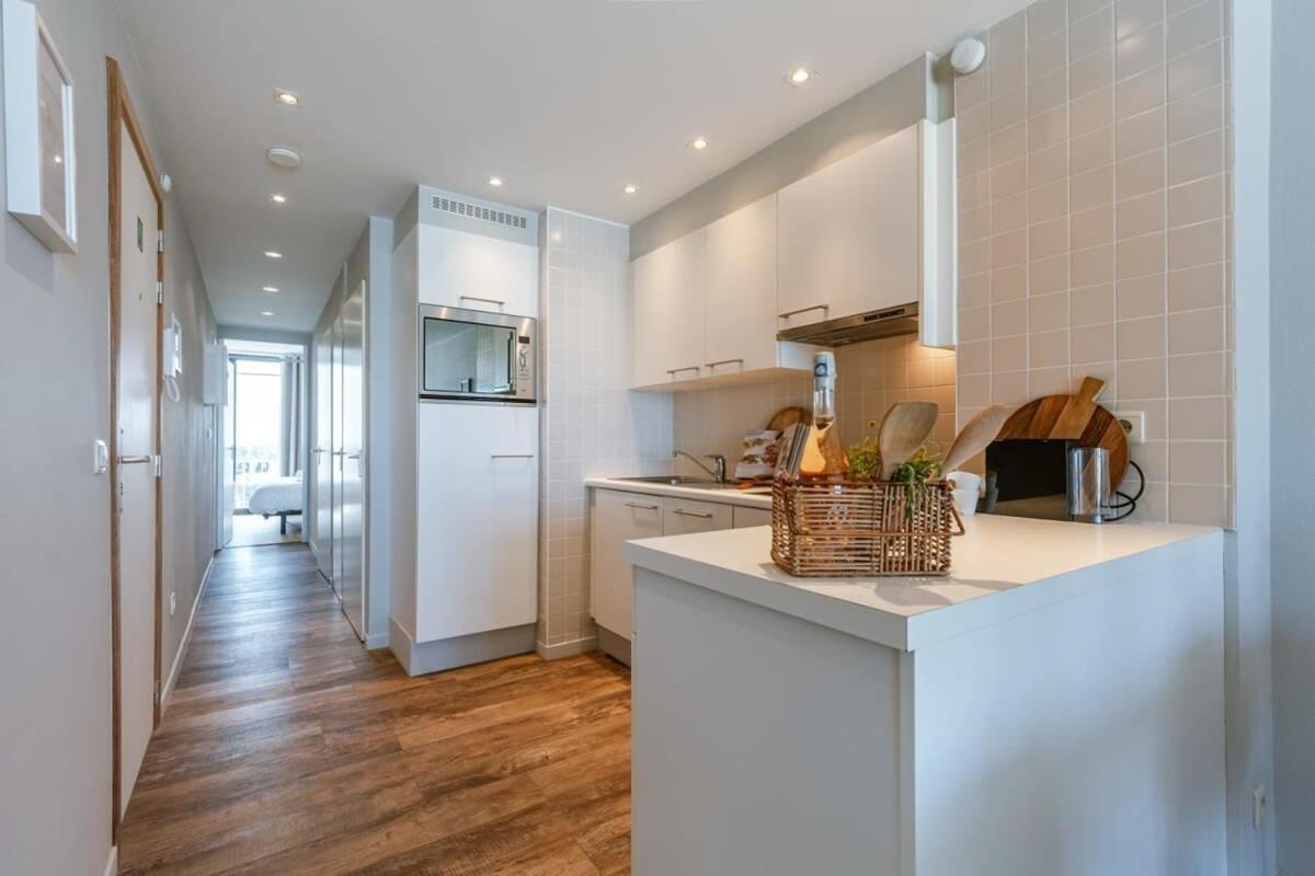 Huswell - Cosy With Frontal Seaview Apartment Nieuwpoort